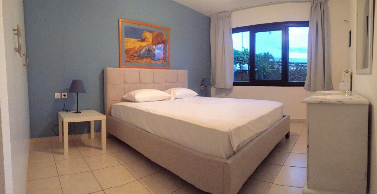 Dora'S House Comfortable Apartment With A Yard And View Pyrgadikia Ngoại thất bức ảnh